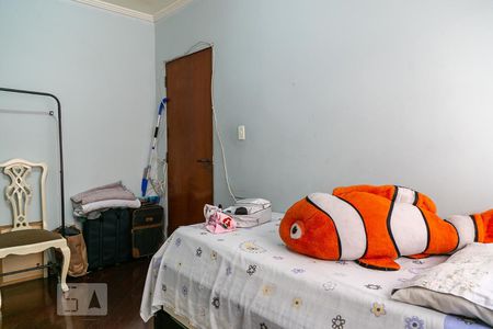 Casa de condomínio à venda com 230m², 3 quartos e 2 vagas Casa de condomínio à venda com 230m², 3 quartos e 2 vagasQuarto