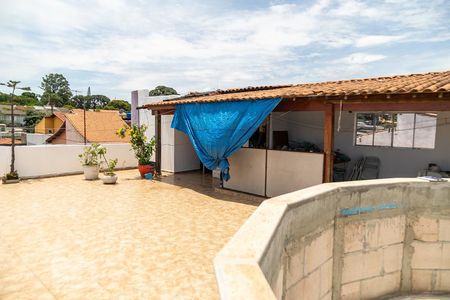 Casa de condomínio à venda com 230m², 3 quartos e 2 vagas Casa de condomínio à venda com 230m², 3 quartos e 2 vagasÁrea externa