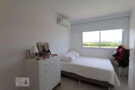 quarto suite 2 de apartamento para alugar com 2 quartos, 67m² em Jacarepaguá, Rio de Janeiro