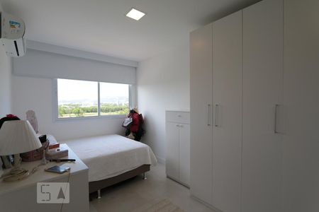 quarto suite 2 de apartamento para alugar com 2 quartos, 67m² em Jacarepaguá, Rio de Janeiro