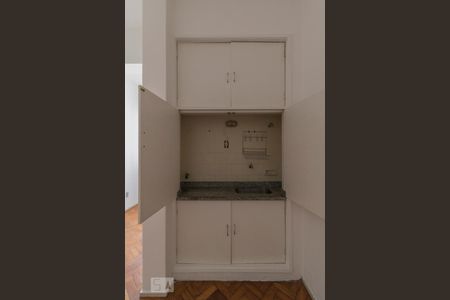 Sala/Cozinha de kitnet/studio à venda com 1 quarto, 30m² em Centro, Rio de Janeiro