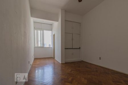 Sala/Cozinha de kitnet/studio à venda com 1 quarto, 30m² em Centro, Rio de Janeiro