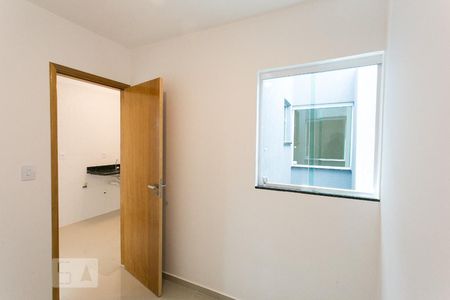 Quarto 1 de casa de condomínio para alugar com 2 quartos, 40m² em Vila Santa Clara, São Paulo