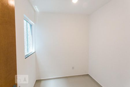 Quarto 1 de casa de condomínio para alugar com 2 quartos, 40m² em Vila Santa Clara, São Paulo