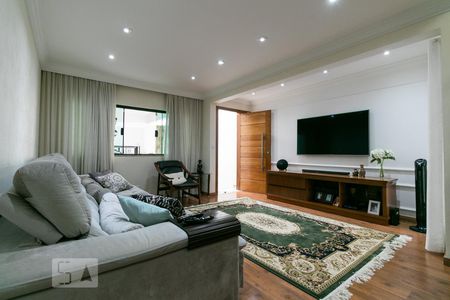 Sala de casa para alugar com 3 quartos, 186m² em Jardim Textil, São Paulo