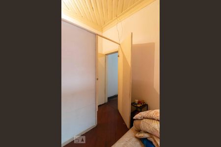 Quarto 2 de casa à venda com 3 quartos, 300m² em Penha de França, São Paulo