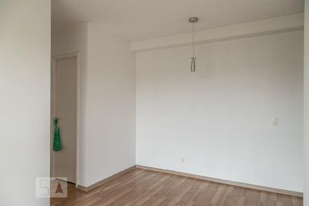 Sala de apartamento à venda com 2 quartos, 48m² em Vila Talarico, São Paulo