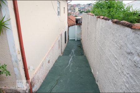 Corredor de casa para alugar com 1 quarto, 60m² em Vila Maria Alta, São Paulo