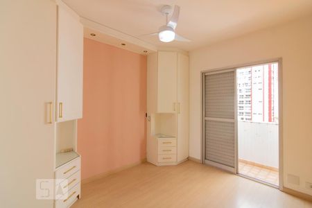 Suíte de apartamento para alugar com 3 quartos, 98m² em Vila Olímpia, São Paulo