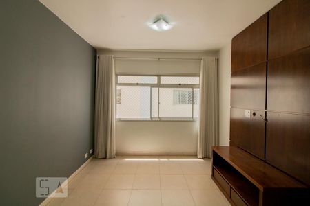 Sala de apartamento para alugar com 3 quartos, 98m² em Vila Olímpia, São Paulo