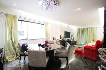 Apartamento à venda com 4 quartos, 192m² em Vila São Vicente, São Paulo