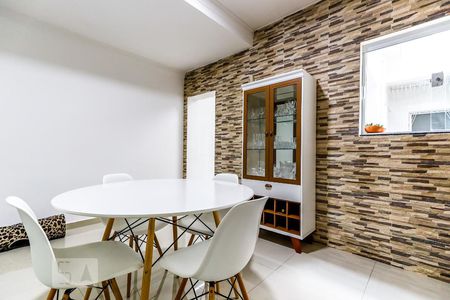 Sala de casa à venda com 3 quartos, 104m² em Vila Constança, São Paulo