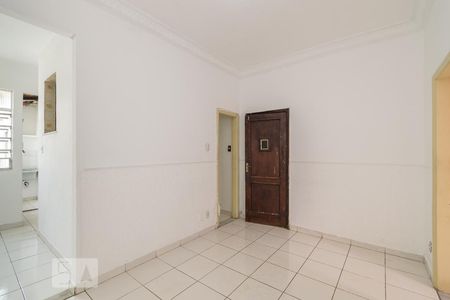 Sala de apartamento para alugar com 1 quarto, 55m² em Bonsucesso, Rio de Janeiro