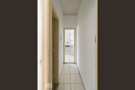 Corredor de apartamento para alugar com 1 quarto, 55m² em Bonsucesso, Rio de Janeiro