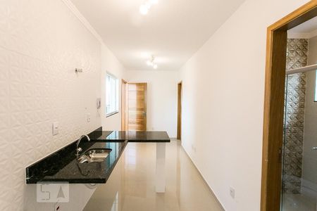 Sala e Cozinha de casa de condomínio para alugar com 2 quartos, 40m² em Água Rasa, São Paulo