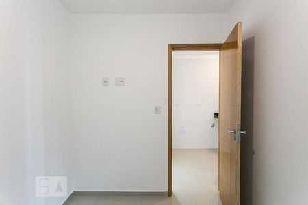 Quarto 1 de casa de condomínio para alugar com 2 quartos, 40m² em Água Rasa, São Paulo