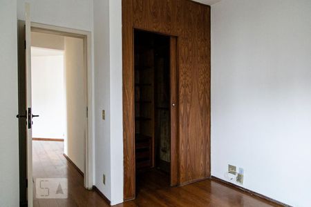 Quarto de apartamento para alugar com 1 quarto, 47m² em Vila Andrade, São Paulo