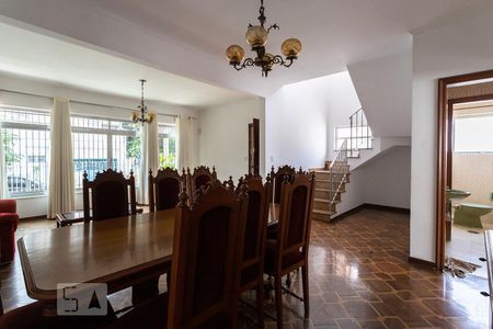 Sala de casa para alugar com 4 quartos, 245m² em Sumaré, São Paulo