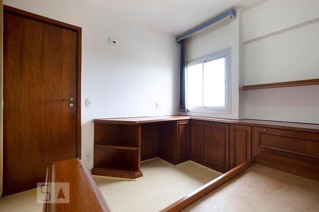 Quarto 2 de apartamento para alugar com 2 quartos, 65m² em Sumarezinho, São Paulo