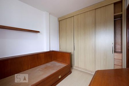 Quarto 2 de apartamento para alugar com 2 quartos, 65m² em Sumarezinho, São Paulo