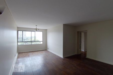 Sala de apartamento para alugar com 3 quartos, 90m² em Santo Amaro, São Paulo