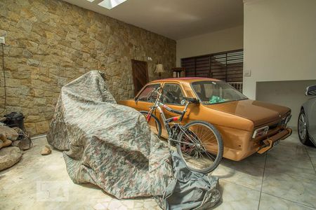 Casa à venda com 300m², 3 quartos e 4 vagas