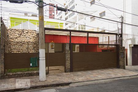 Casa à venda com 300m², 3 quartos e 4 vagas