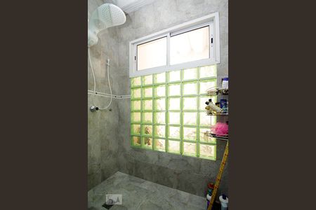 Casa à venda com 300m², 3 quartos e 4 vagas Casa à venda com 300m², 3 quartos e 4 vagasBanheiro 1