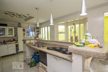 Casa à venda com 300m², 3 quartos e 4 vagas Casa à venda com 300m², 3 quartos e 4 vagasCozinha