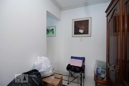 Casa à venda com 300m², 3 quartos e 4 vagas Casa à venda com 300m², 3 quartos e 4 vagasQuarto de Serviço