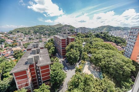 Vista do Quarto 1 de apartamento para alugar com 2 quartos, 80m² em Icaraí, Niterói