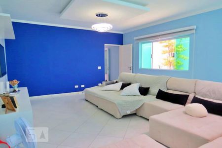 Sala de TV de casa para alugar com 4 quartos, 350m² em Vila Guilherme, São Paulo