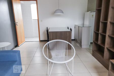 Sala de apartamento para alugar com 1 quarto, 42m² em Parnamirim, Salvador