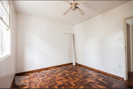 Quarto 2 de apartamento à venda com 2 quartos, 53m² em Medianeira, Porto Alegre