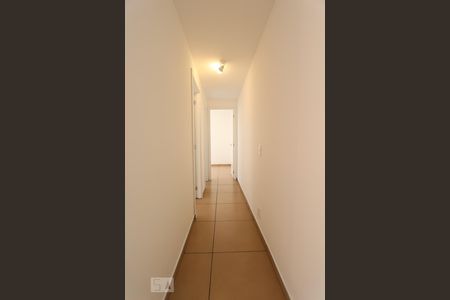 Corredor de apartamento à venda com 2 quartos, 42m² em Vila Andrade, São Paulo