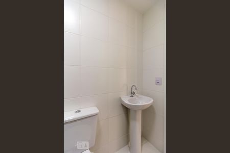 Banheiro de apartamento à venda com 2 quartos, 35m² em Presidente Altino, Osasco