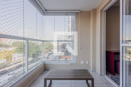 Varanda de apartamento à venda com 2 quartos, 55m² em Pinheiros, São Paulo