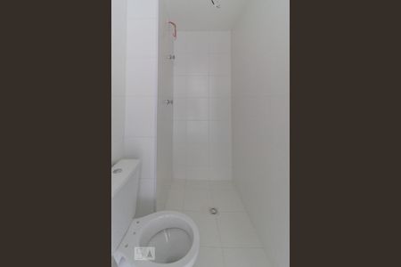 Banheiro de apartamento para alugar com 2 quartos, 35m² em Presidente Altino, Osasco