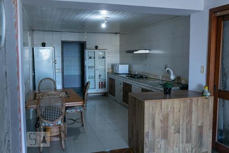 Cozinha de casa à venda com 3 quartos, 111m² em Santo Antônio, Porto Alegre