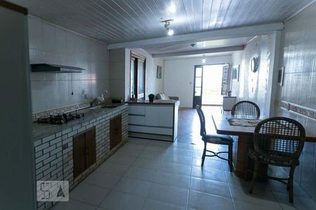 Cozinha de casa à venda com 3 quartos, 111m² em Santo Antônio, Porto Alegre