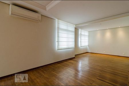 Sala de apartamento para alugar com 3 quartos, 215m² em Jardim Paulista, São Paulo