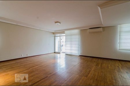 Sala de apartamento para alugar com 3 quartos, 215m² em Jardim Paulista, São Paulo