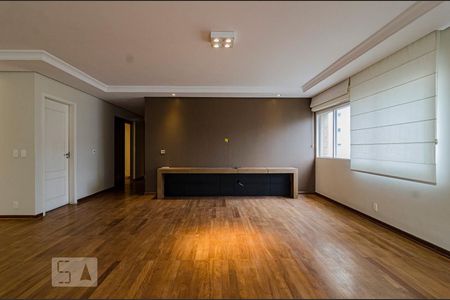 Sala de apartamento para alugar com 3 quartos, 215m² em Jardim Paulista, São Paulo