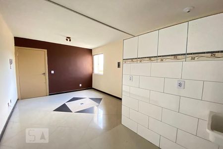 Cozinha e lavanderia de apartamento à venda com 2 quartos, 55m² em Liberdade, Novo Hamburgo