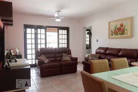 Sala de casa à venda com 3 quartos, 200m² em Campestre, Santo André