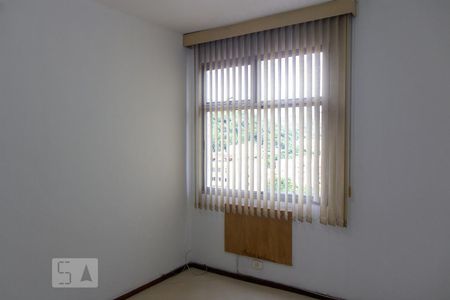 Quarto 1 de apartamento à venda com 4 quartos, 122m² em Grajau, Rio de Janeiro