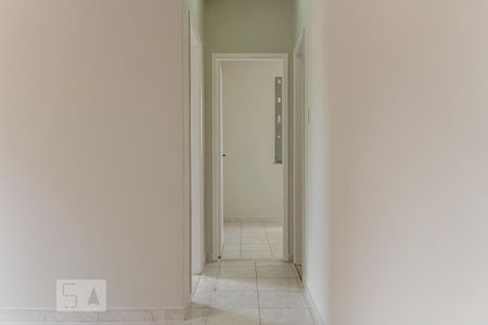 Corredor de apartamento para alugar com 2 quartos, 48m² em Portuguesa, Rio de Janeiro