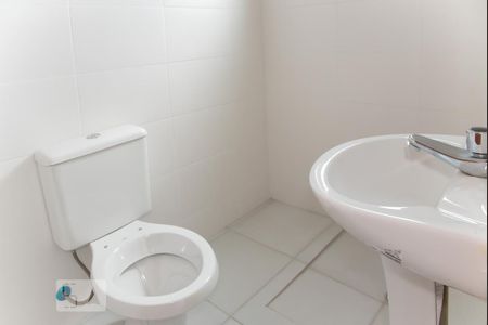 Banheiro de kitnet/studio à venda com 1 quarto, 15m² em Vila Marieta, São Paulo