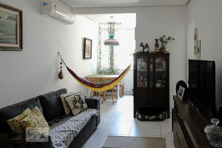 Sala de apartamento para alugar com 1 quarto, 45m² em Tijuca, Rio de Janeiro