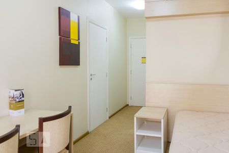 Quarto de kitnet/studio para alugar com 1 quarto, 18m² em Barcelona, São Caetano do Sul